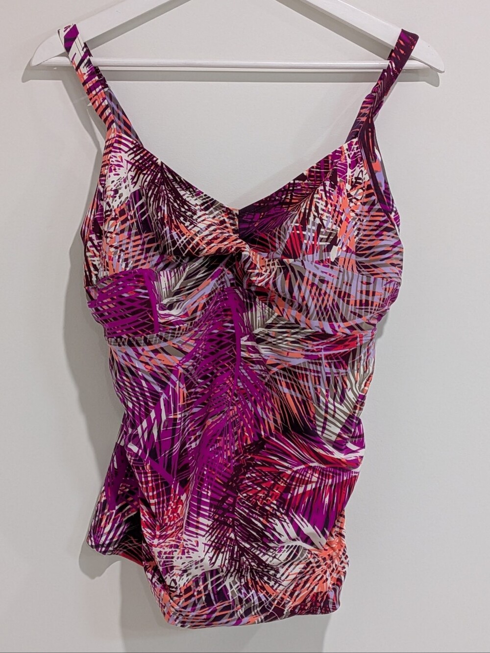L.L Bean Women's Shaping Tropical Tankini Top Size 14 Resort Beach Colorful Pool